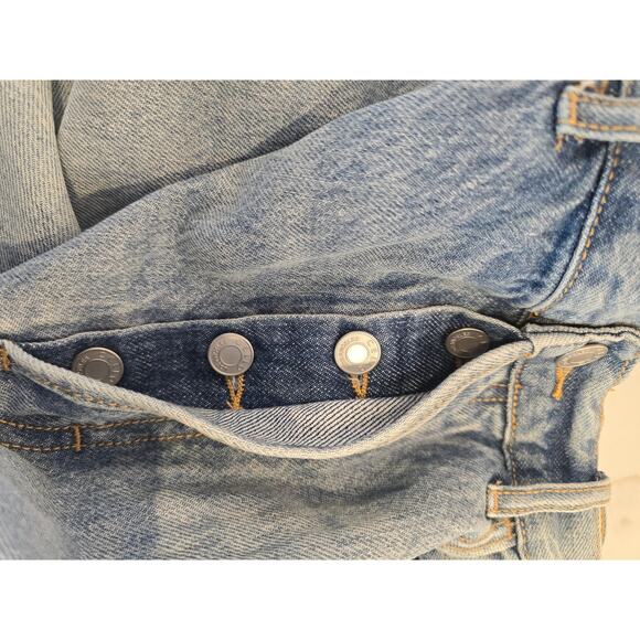 Cello Light Denim Wash Skirt Size Large Preloved - Picture 10 of 10